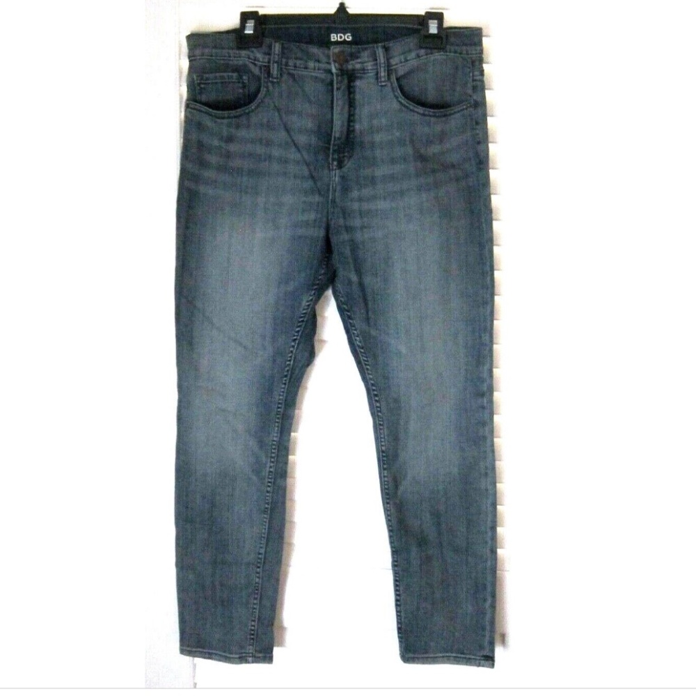 $58 Urban Outfitters BDG Jeans High Rise Twig Ankle Blue